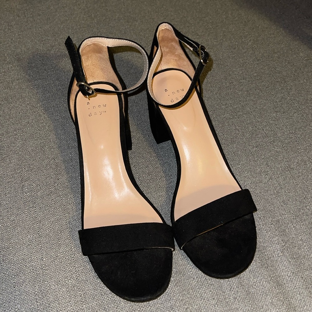 A new day brand , block heel shoes size 9
